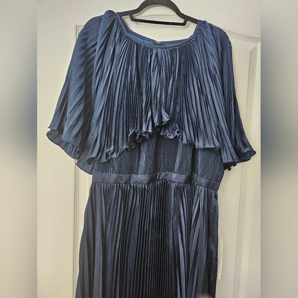 Mac Duggal PLEATED CAPLET T-LENGTH DRESS 49638, Size  18 Navy NWT - Picture 4 of 16